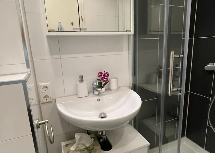 Neue Orchideen-apartments Im Haus 巴特贝格匝本